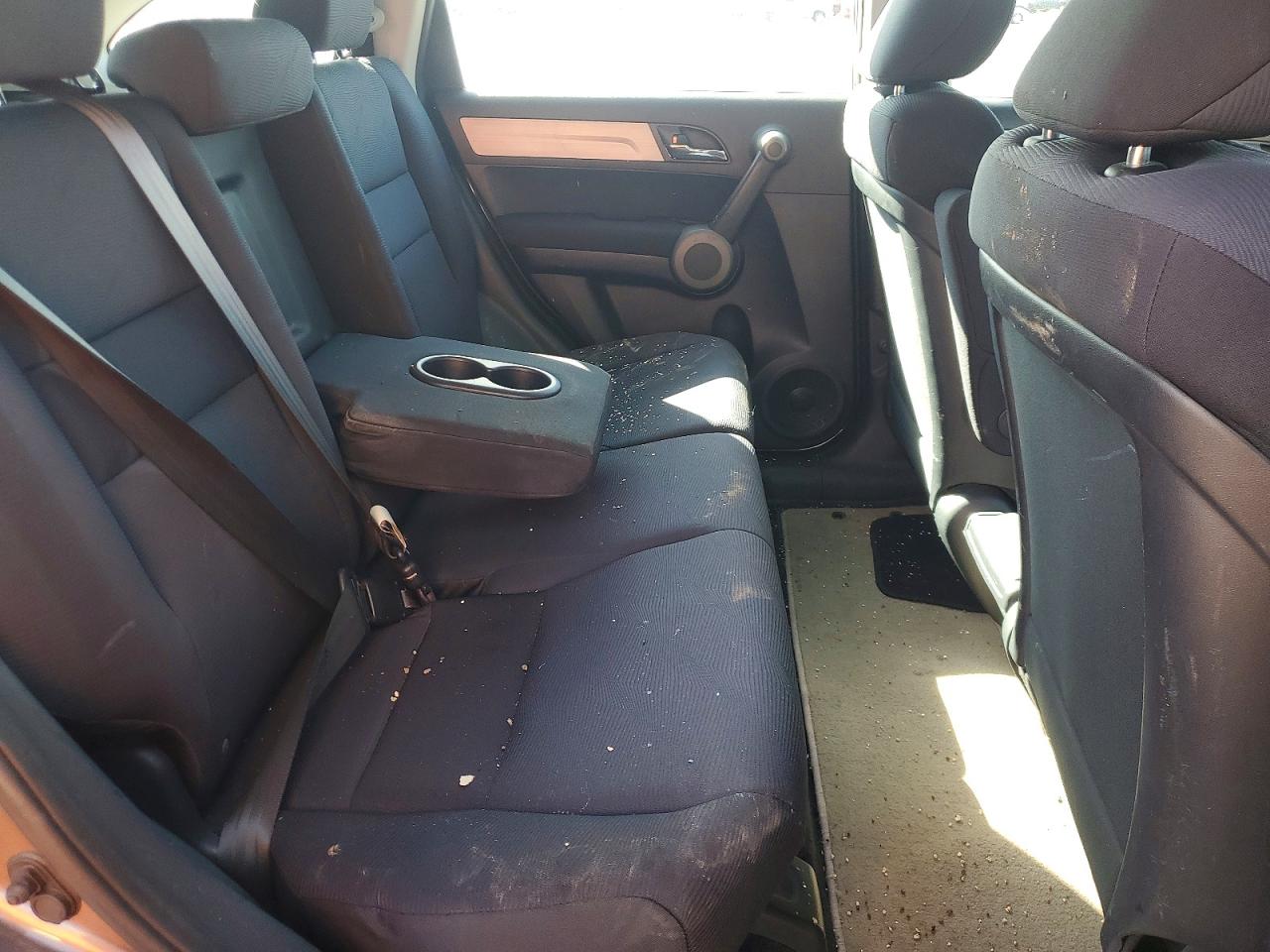 2010 HONDA CR-V LX photo 21