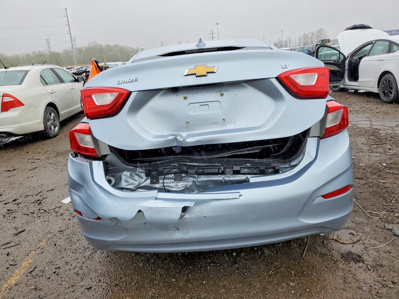 2017 CHEVROLET CRUZE LT photo 16