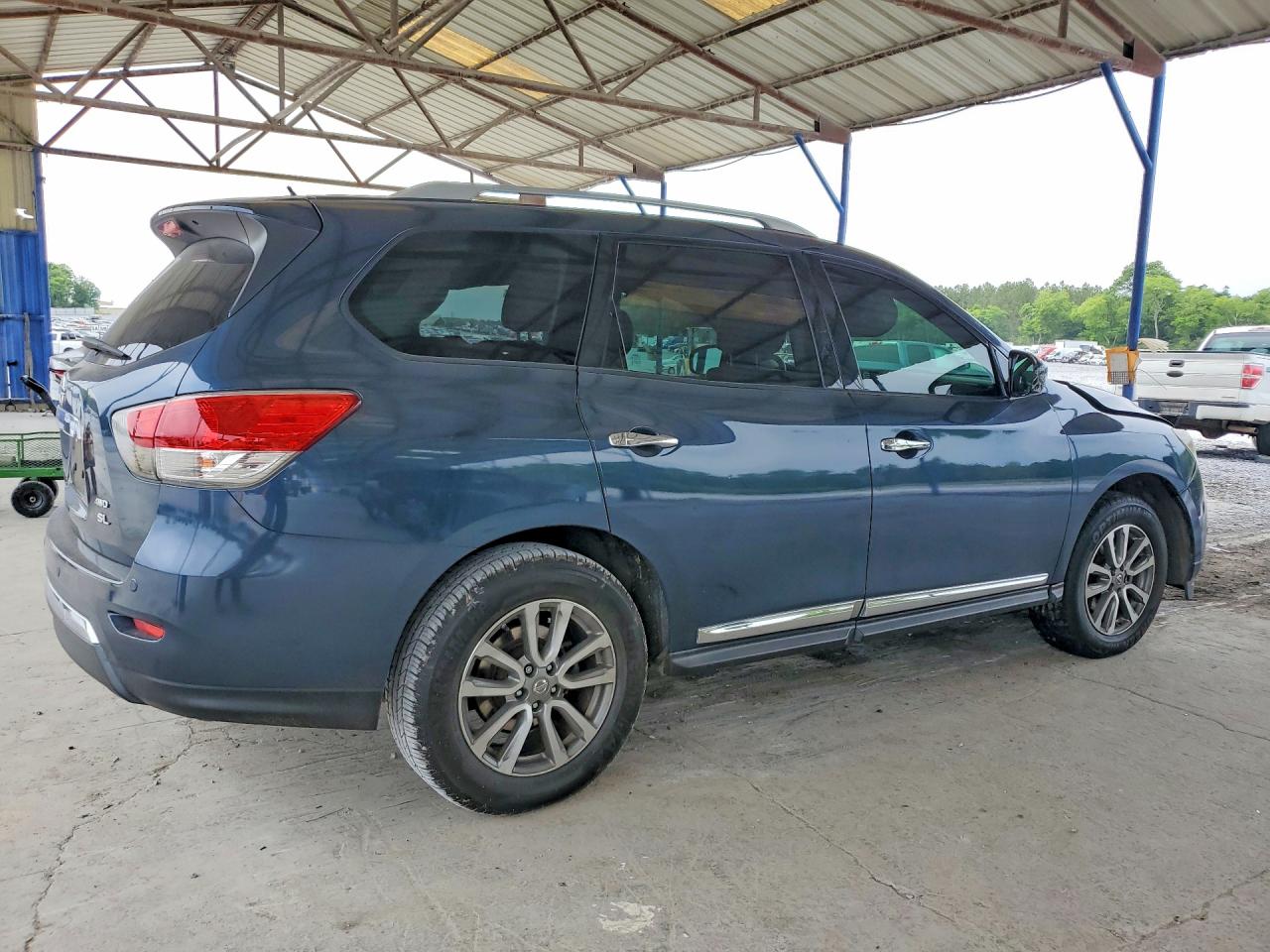2013 NISSAN PATHFINDER S photo 5