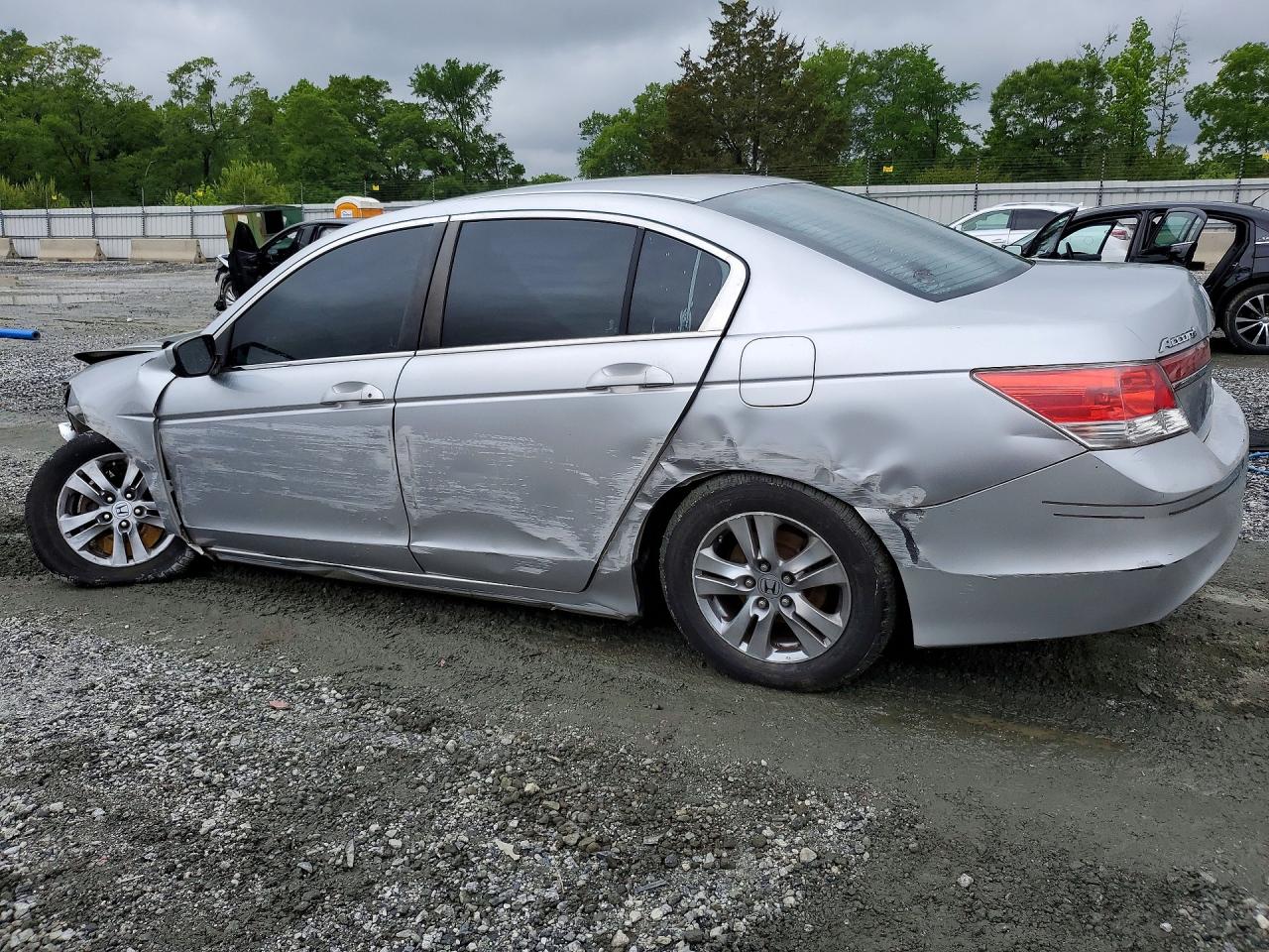 2011 HONDA ACCORD SE photo 2