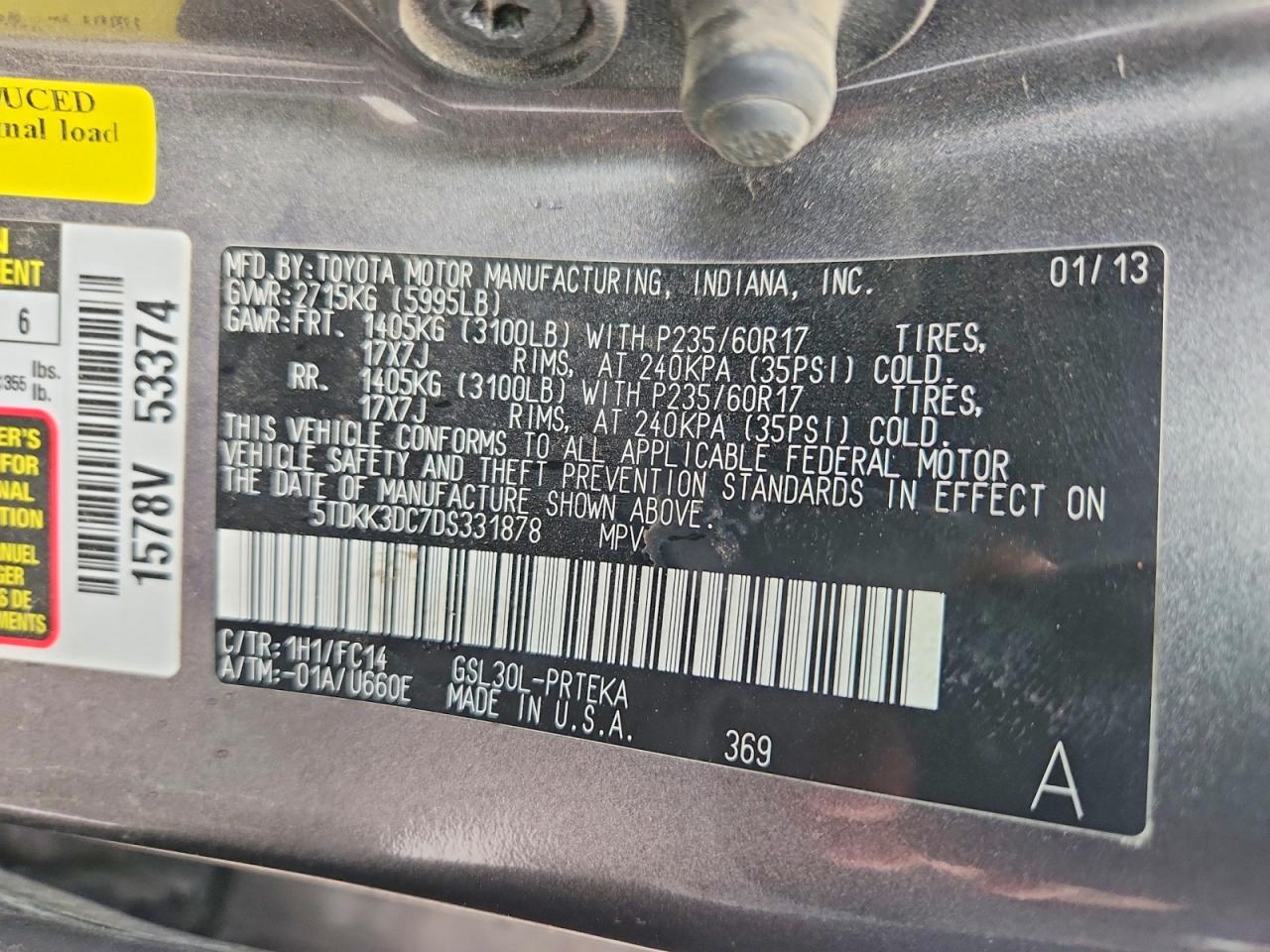 2013 TOYOTA SIENNA LE photo 25