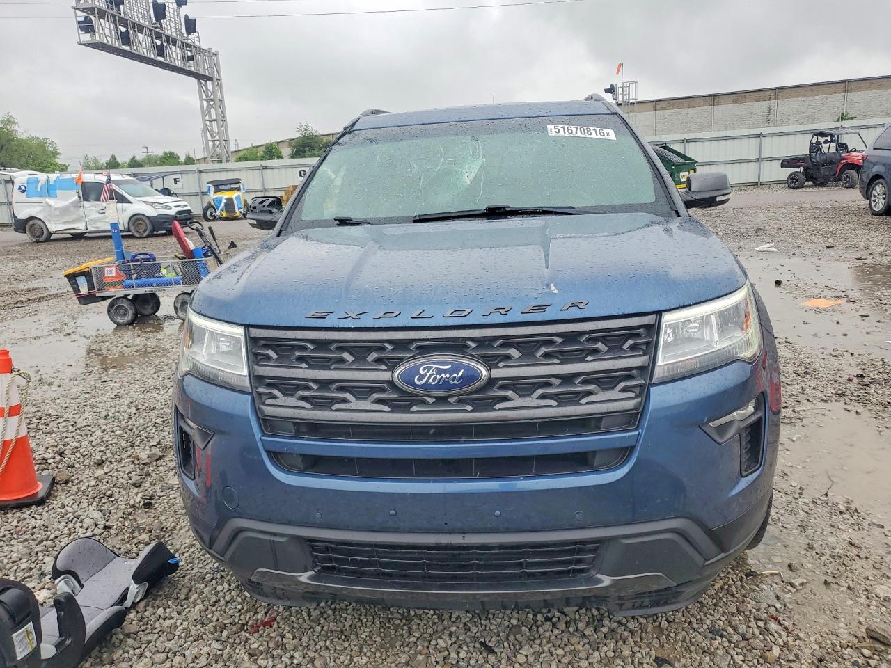 2018 FORD EXPLORER XLT photo 9