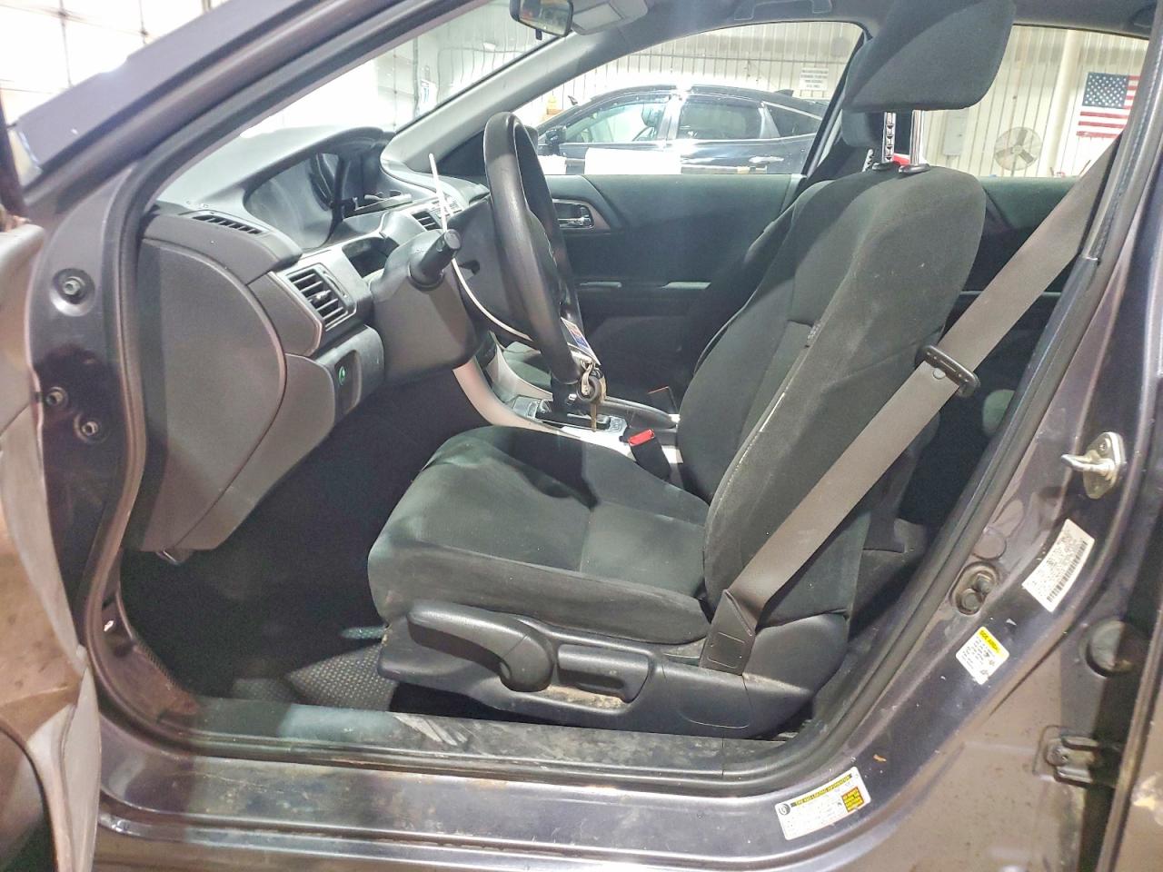 2013 HONDA ACCORD LX photo 7