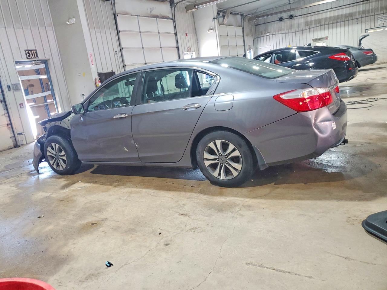 2013 HONDA ACCORD LX photo 2