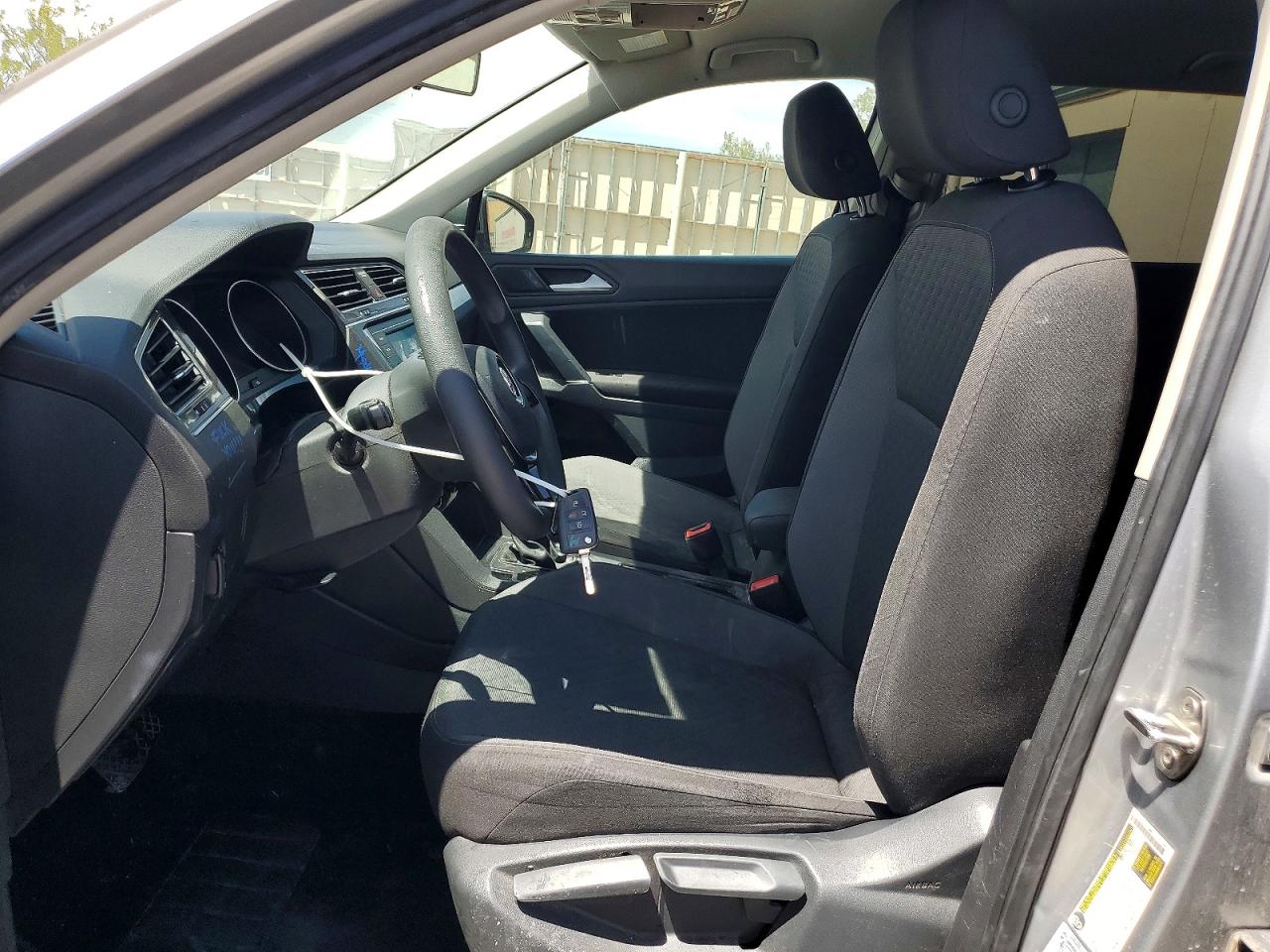 2020 VOLKSWAGEN TIGUAN photo 13