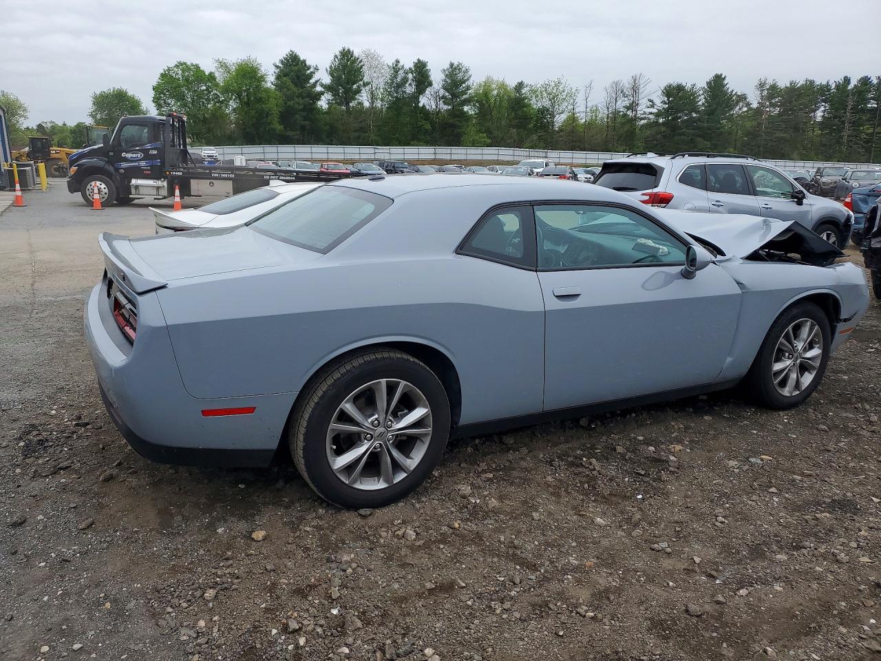 2022 DODGE CHALLENGER SXT photo 7