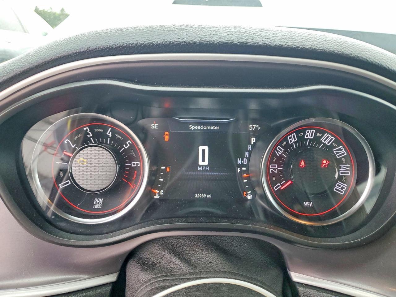 2022 DODGE CHALLENGER SXT photo 25