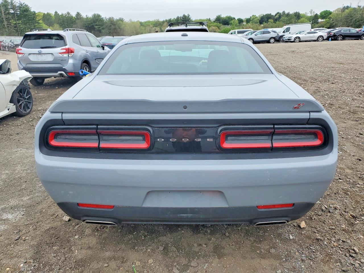 2022 DODGE CHALLENGER SXT photo 16