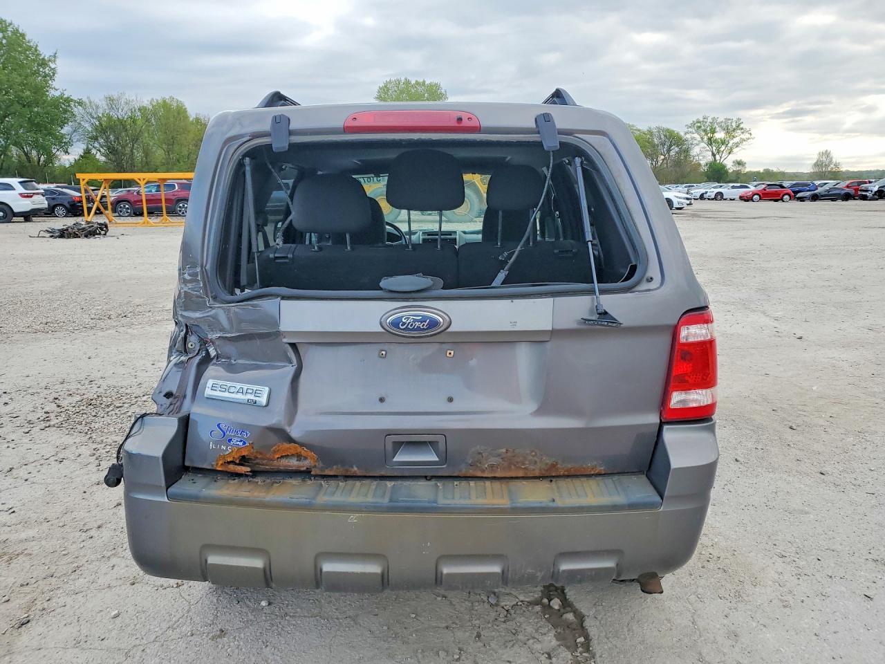 2012 FORD ESCAPE XLT photo 6