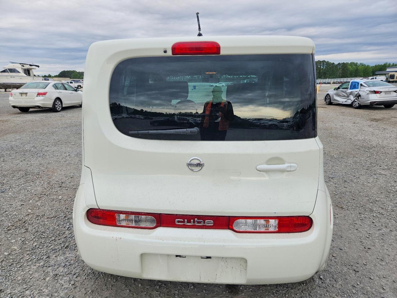 2010 NISSAN CUBE 1.8 photo 11