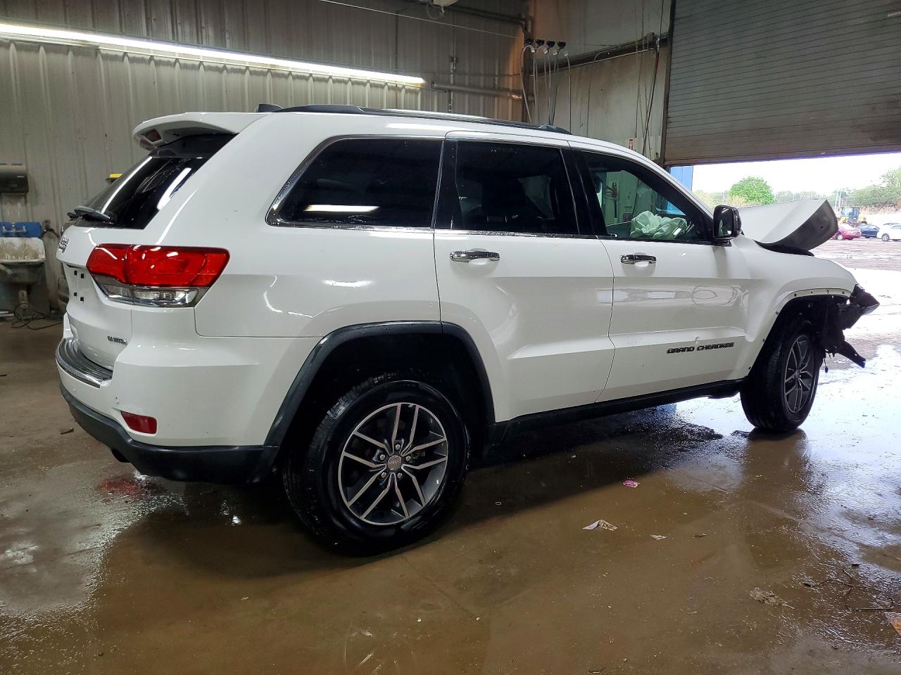 2018 JEEP GRAND CHEROKEE LIMITED photo 3