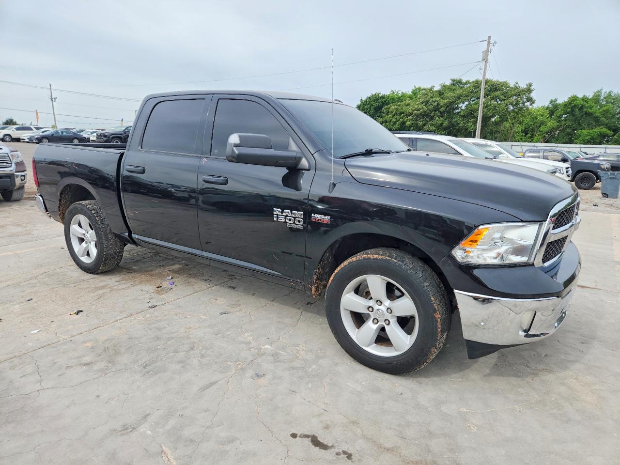 2022 RAM 1500 CLASSIC TRADESMAN photo 4
