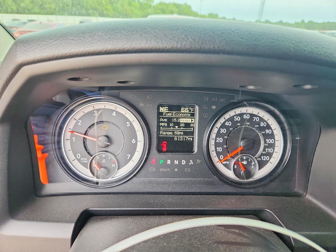 2022 RAM 1500 CLASSIC TRADESMAN photo 9