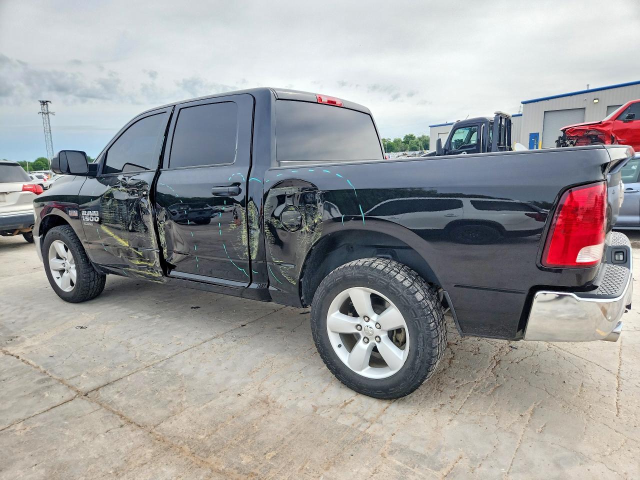 2022 RAM 1500 CLASSIC TRADESMAN photo 2