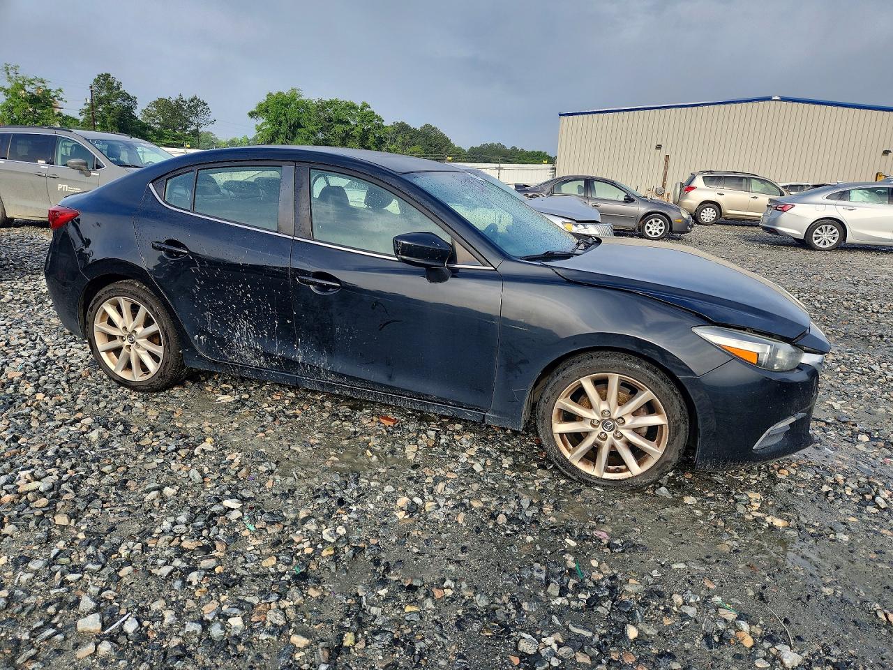 2017 MAZDA 3 TOURING photo 4