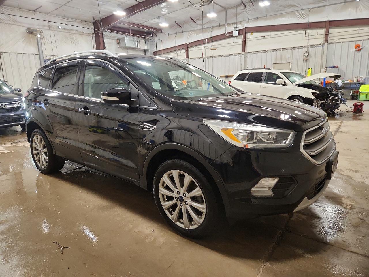 2017 FORD ESCAPE TITANIUM photo 10