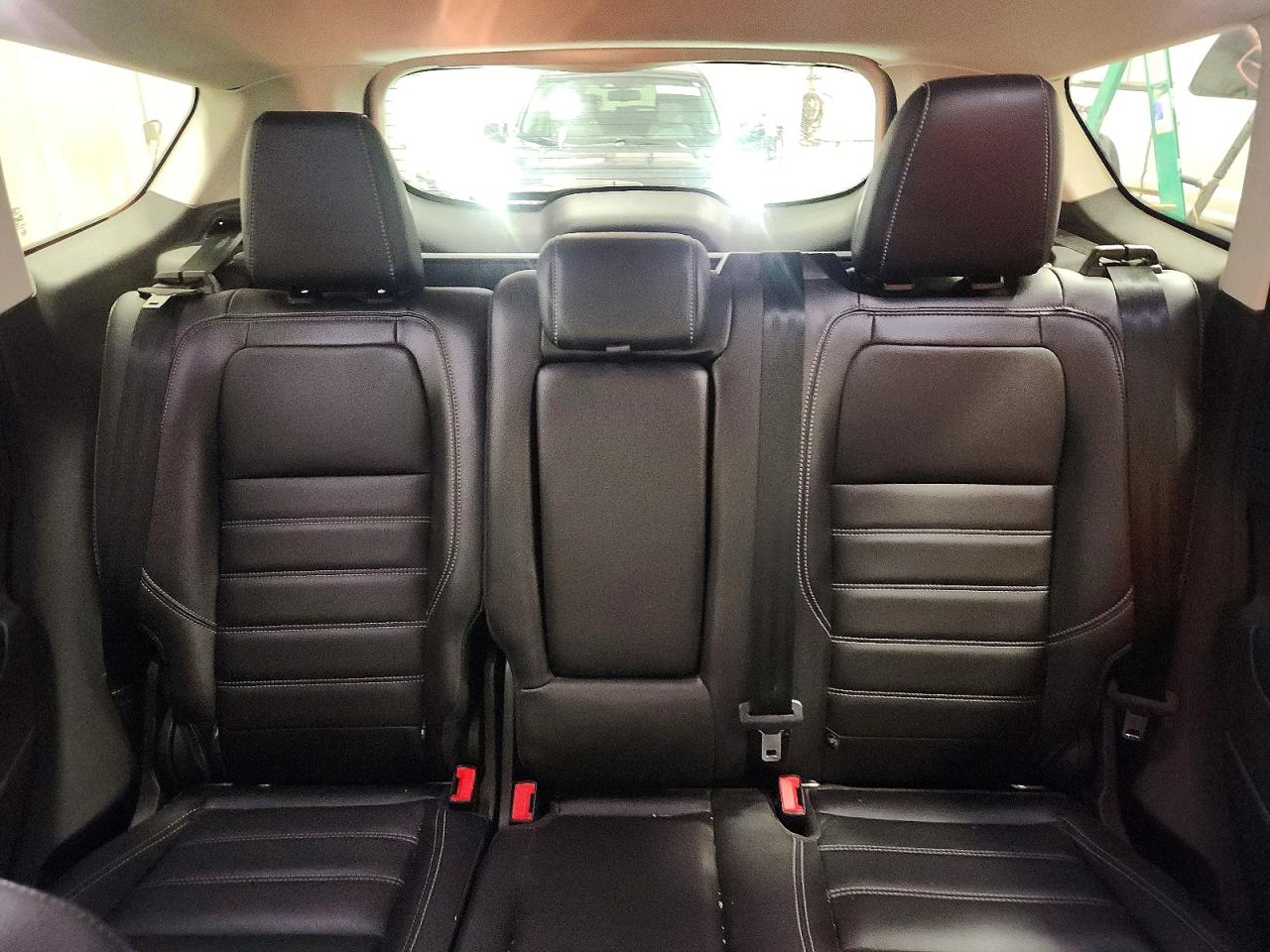 2017 FORD ESCAPE TITANIUM photo 28