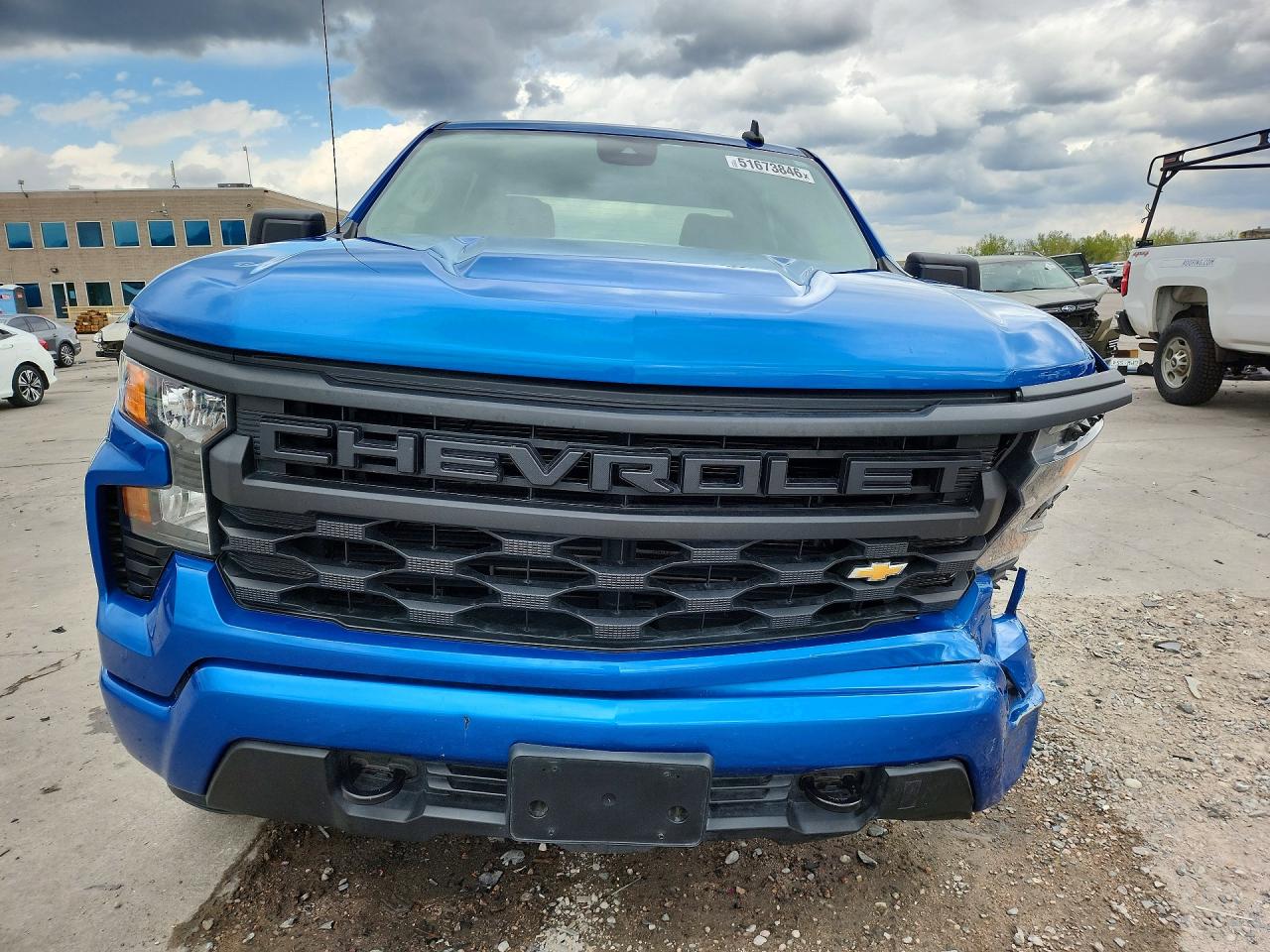 2024 CHEVROLET SILVERADO K1500 CUSTOM photo 5