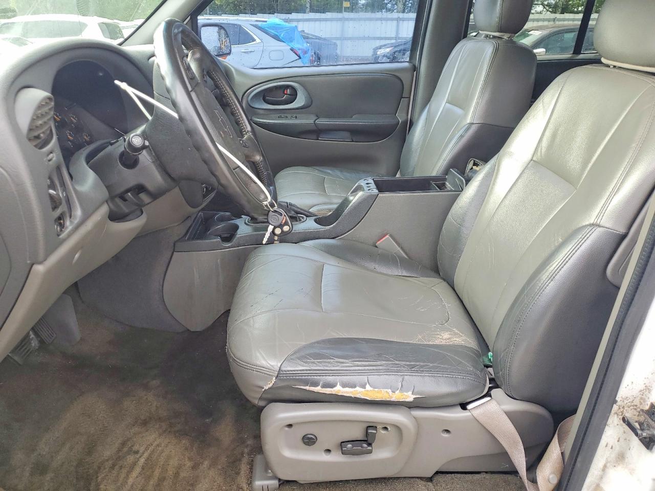 2002 CHEVROLET TRAILBLAZER photo 13