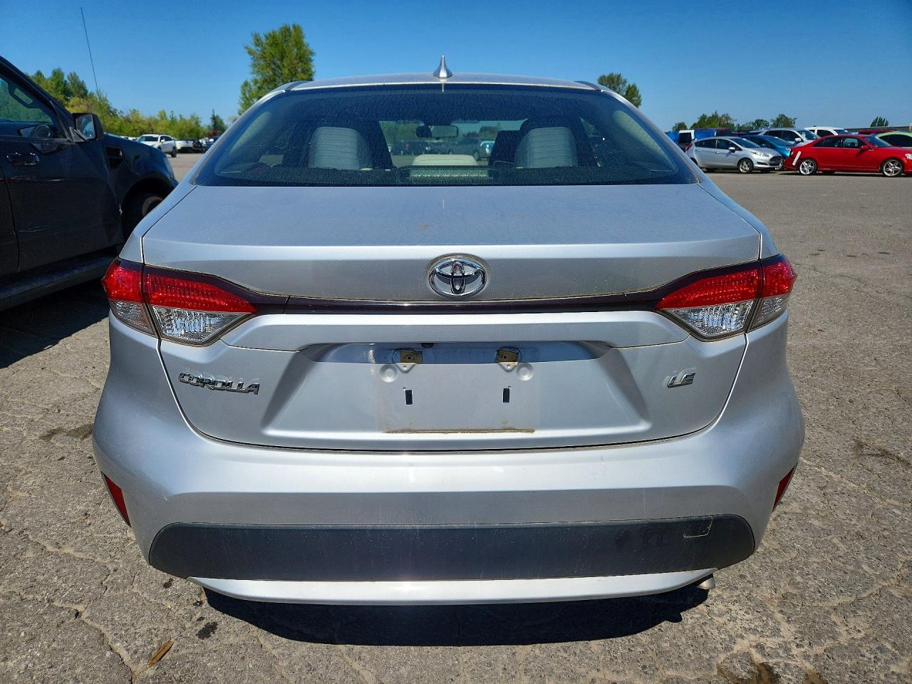 2020 TOYOTA COROLLA LE photo 11