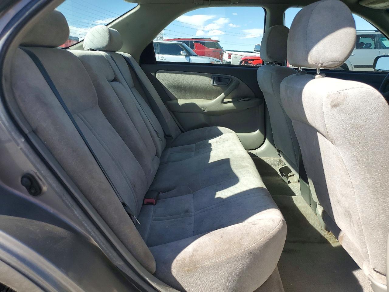 1999 TOYOTA CAMRY LE photo 28