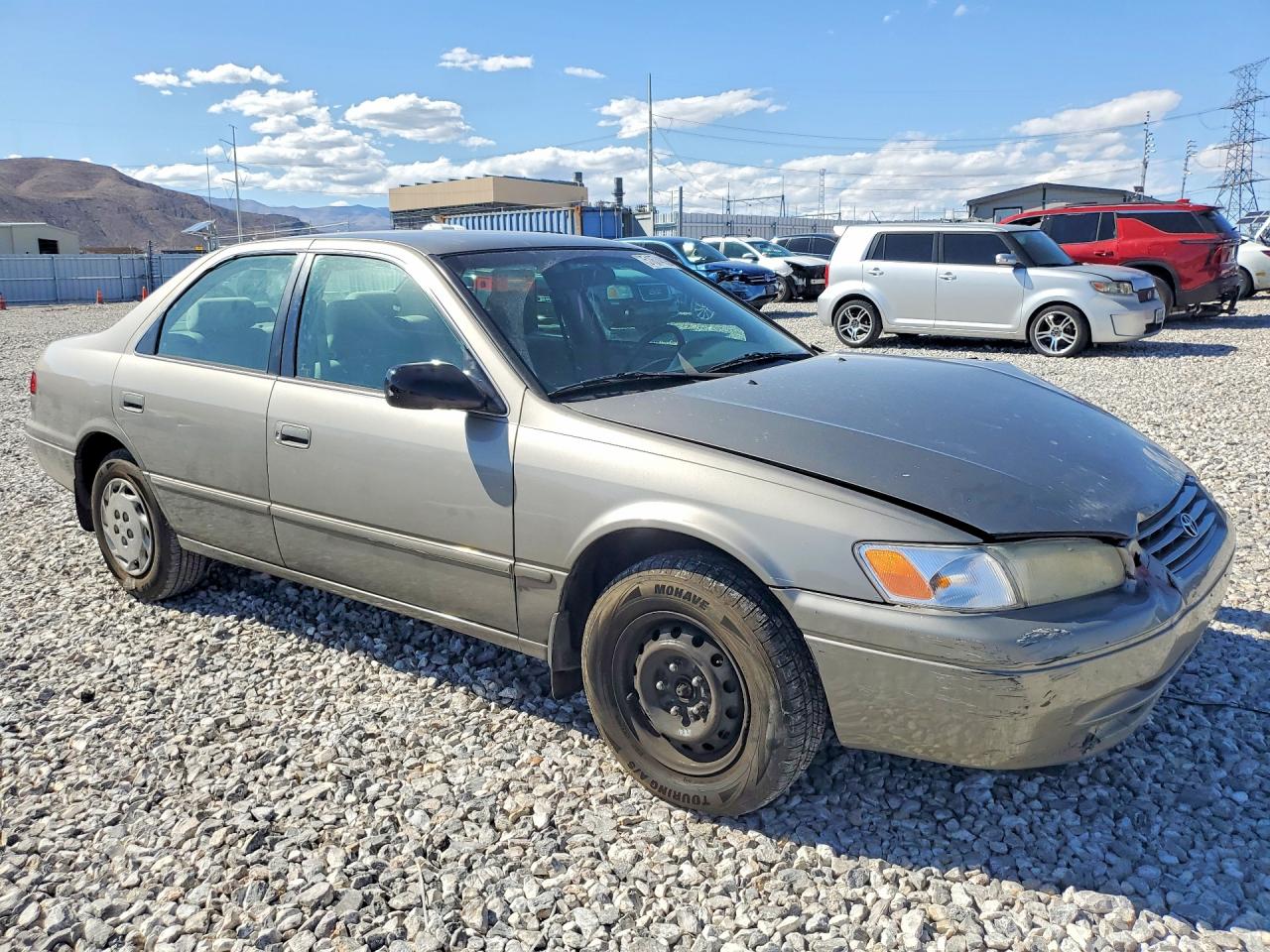 1999 TOYOTA CAMRY LE photo 10