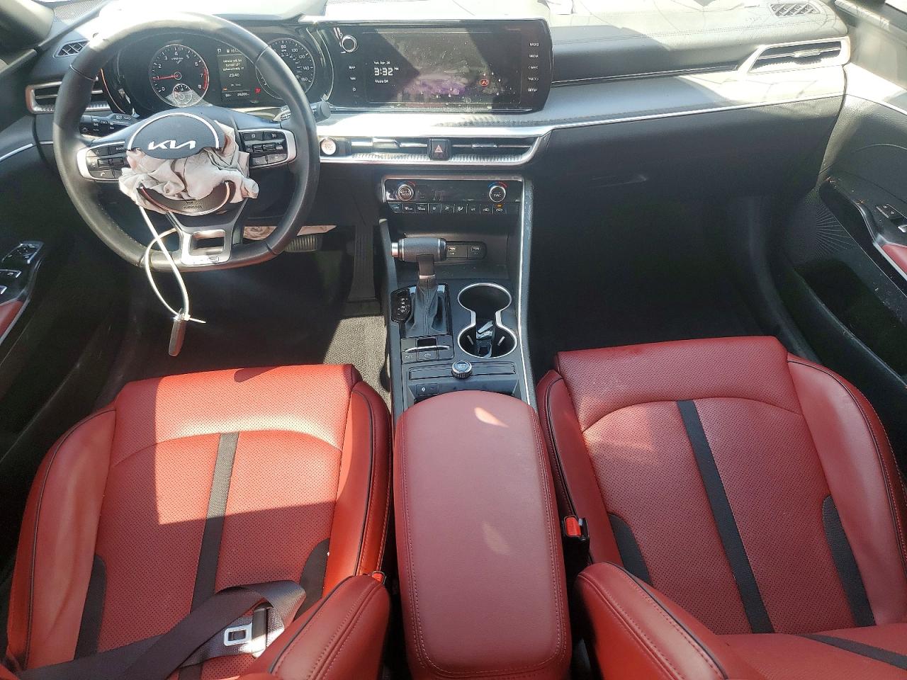 2023 KIA K5 GT LINE photo 15