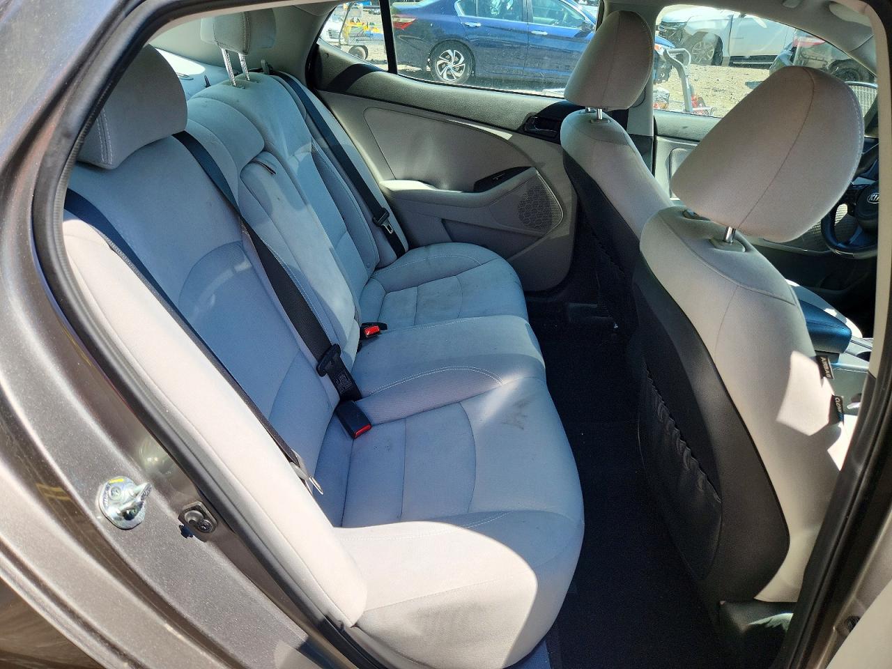 2015 KIA OPTIMA LX photo 26