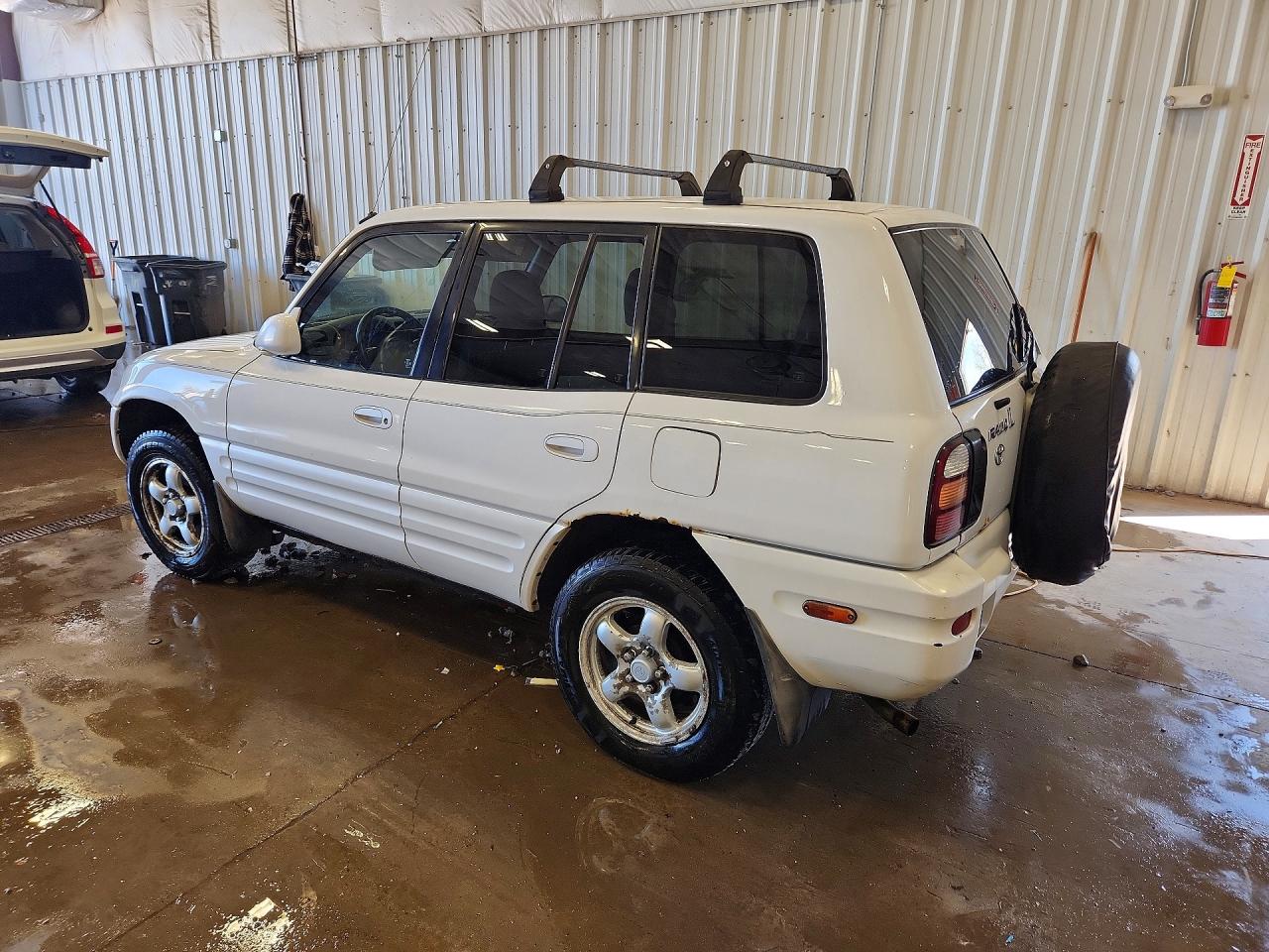 1999 TOYOTA RAV4 BASE photo 4