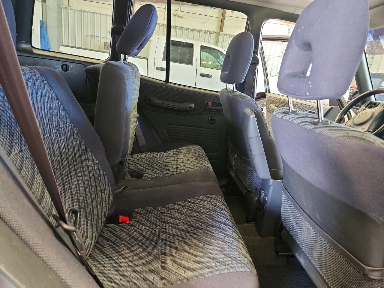 1999 TOYOTA RAV4 BASE photo 31