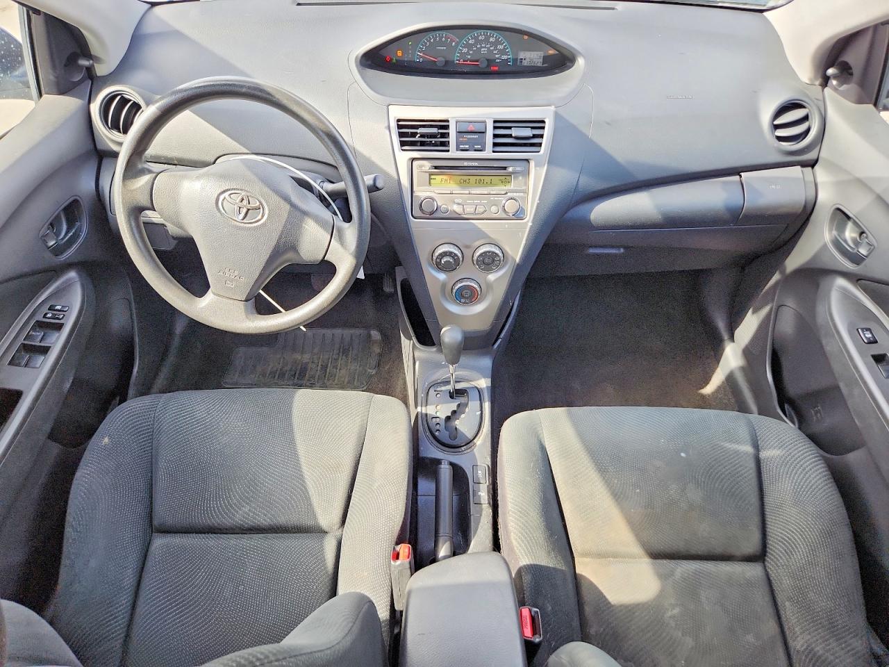 2012 TOYOTA YARIS FLEET photo 15