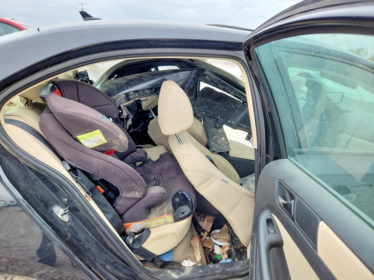 2011 VOLKSWAGEN JETTA SE photo 10