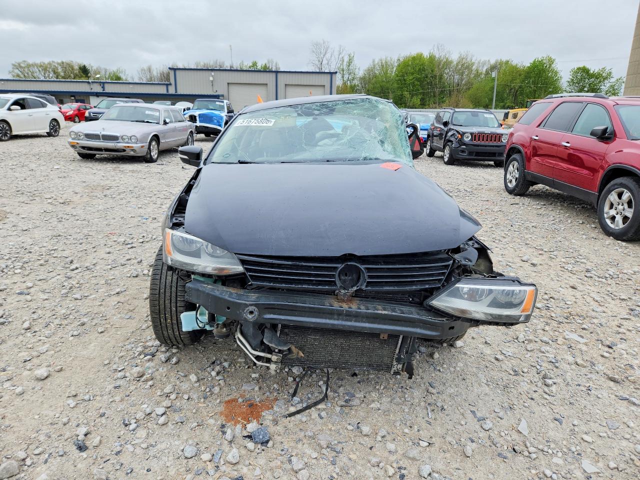 2011 VOLKSWAGEN JETTA SE photo 5