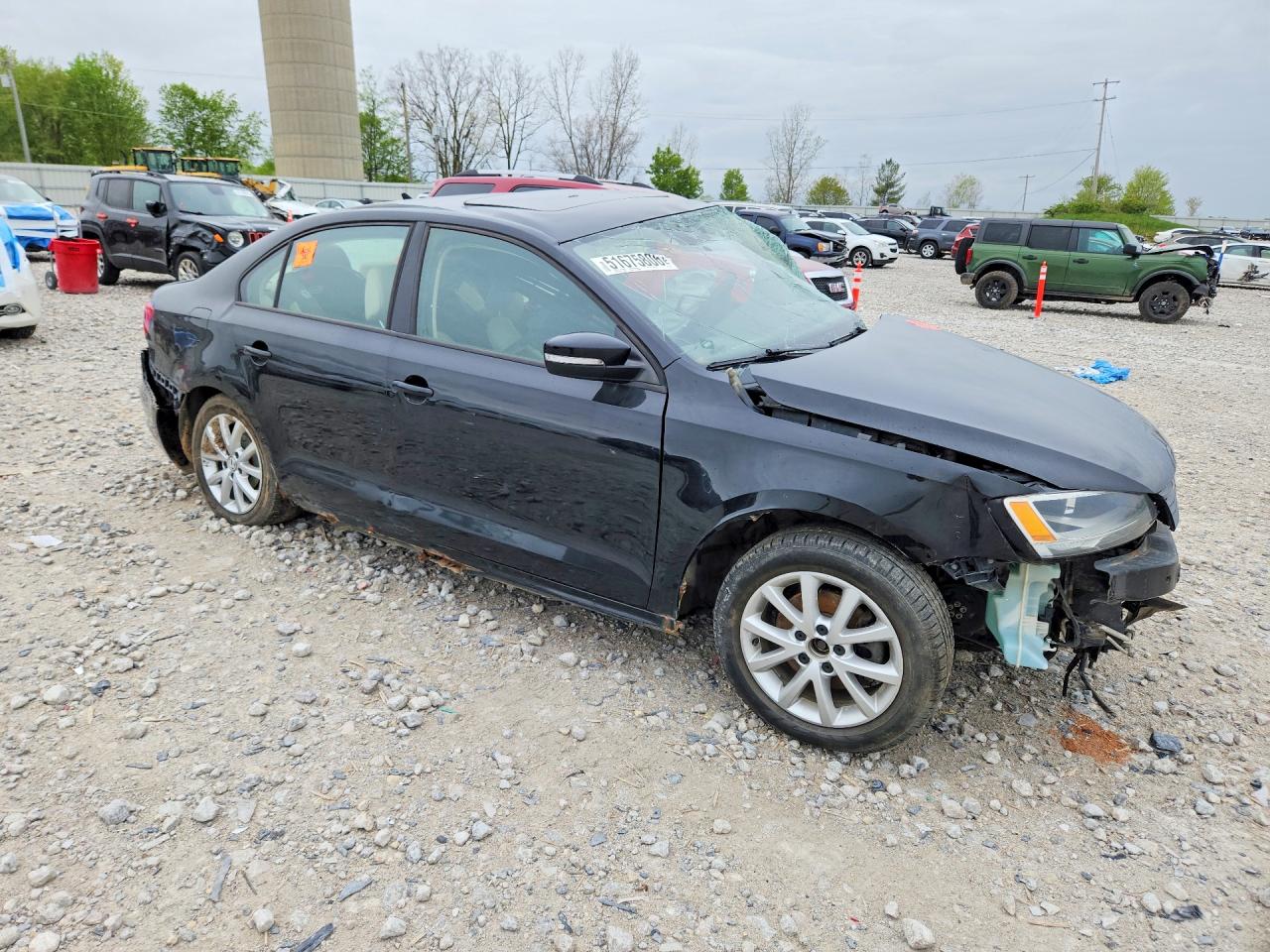 2011 VOLKSWAGEN JETTA SE photo 4