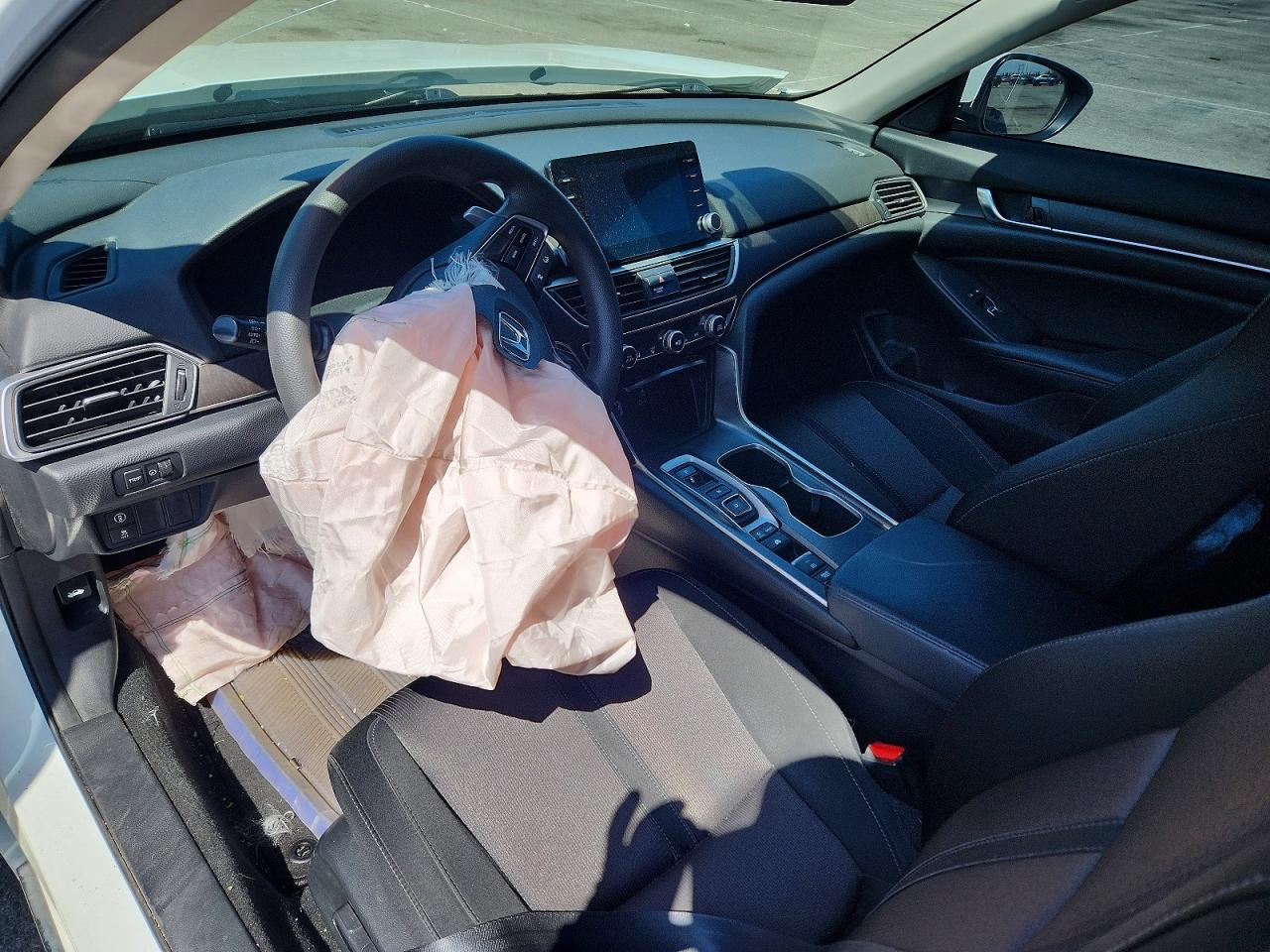 2018 HONDA ACCORD HYBRID EX photo 22