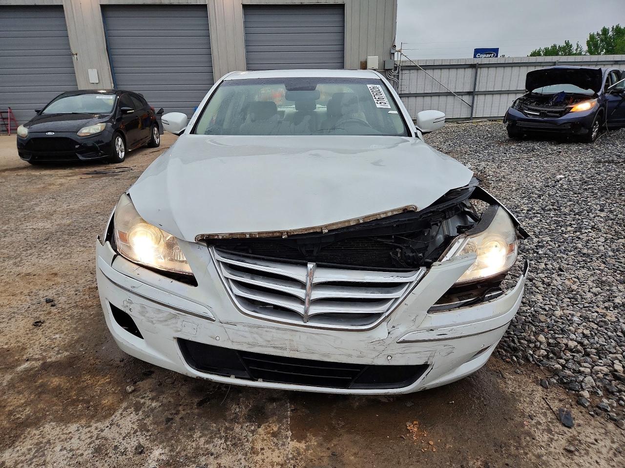 2011 HYUNDAI GENESIS 4.6L photo 5