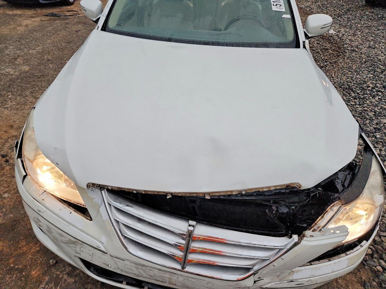 2011 HYUNDAI GENESIS 4.6L photo 11