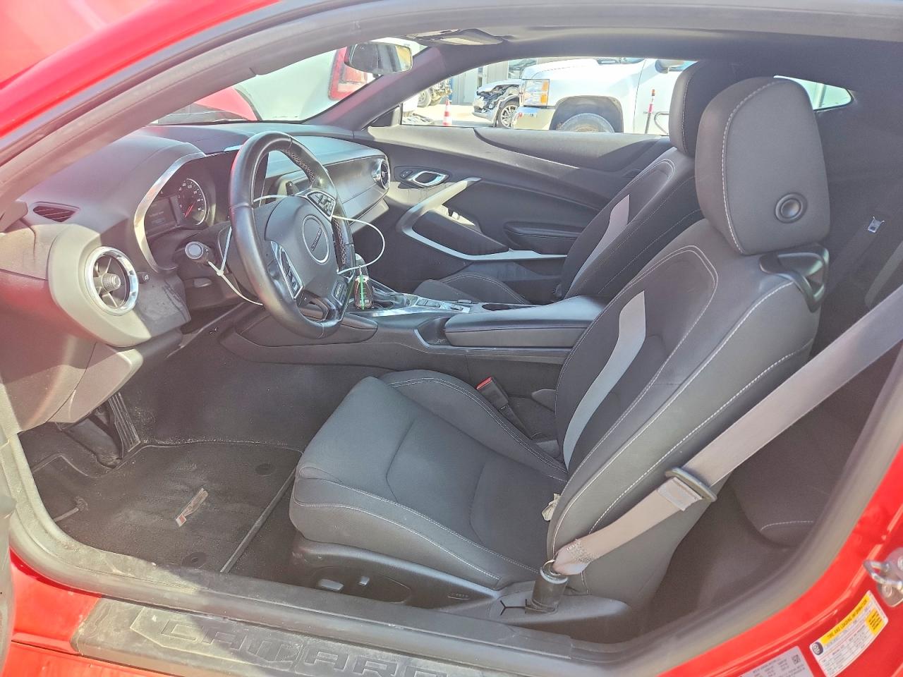 2017 CHEVROLET CAMARO LT photo 13