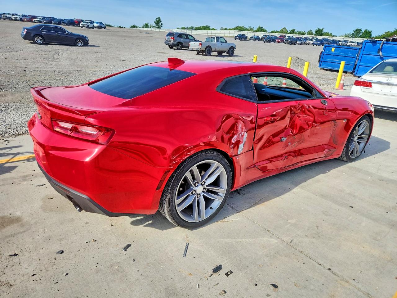 2017 CHEVROLET CAMARO LT photo 5