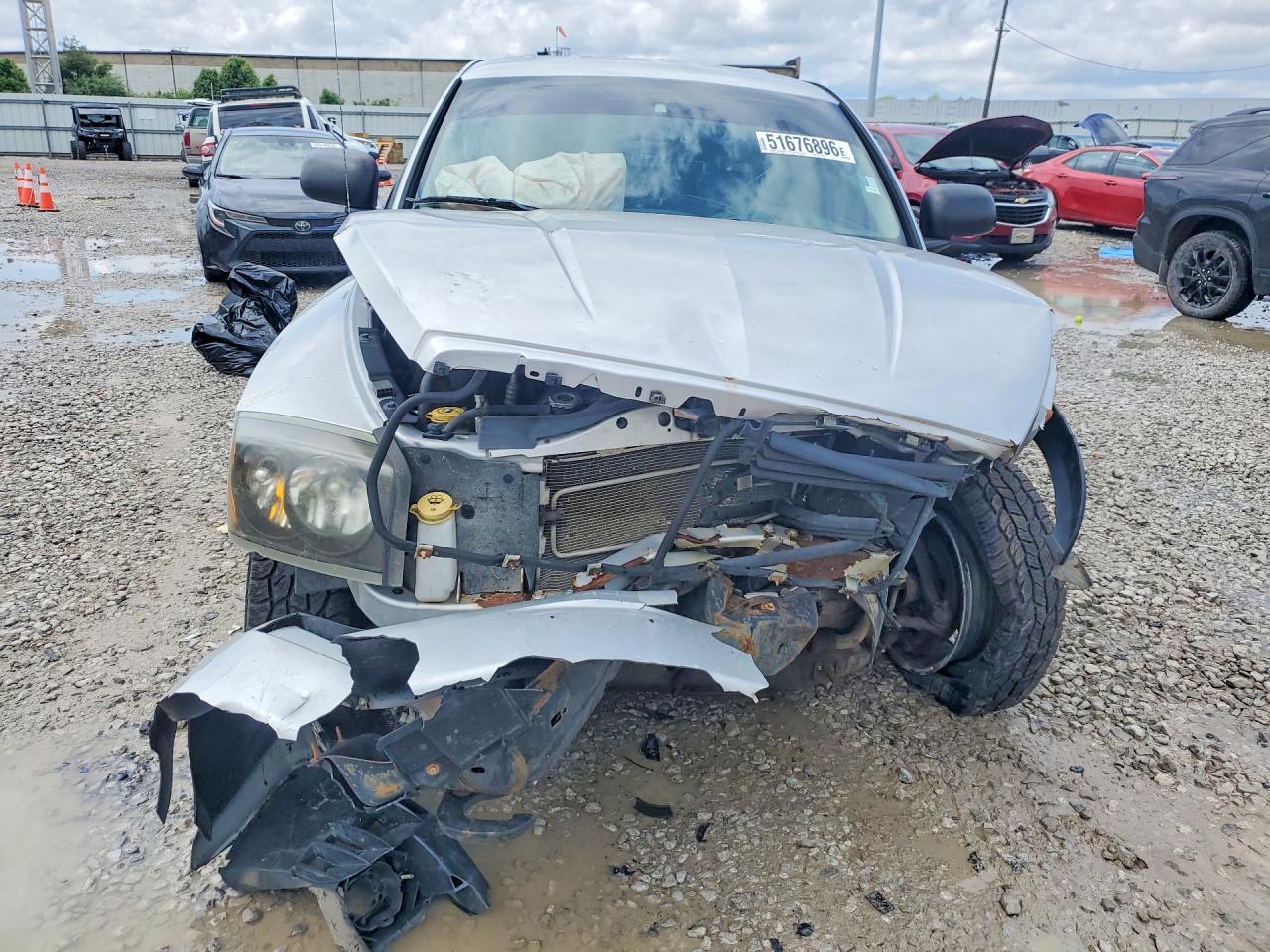 2005 DODGE DAKOTA QUAD LARAMIE photo 9
