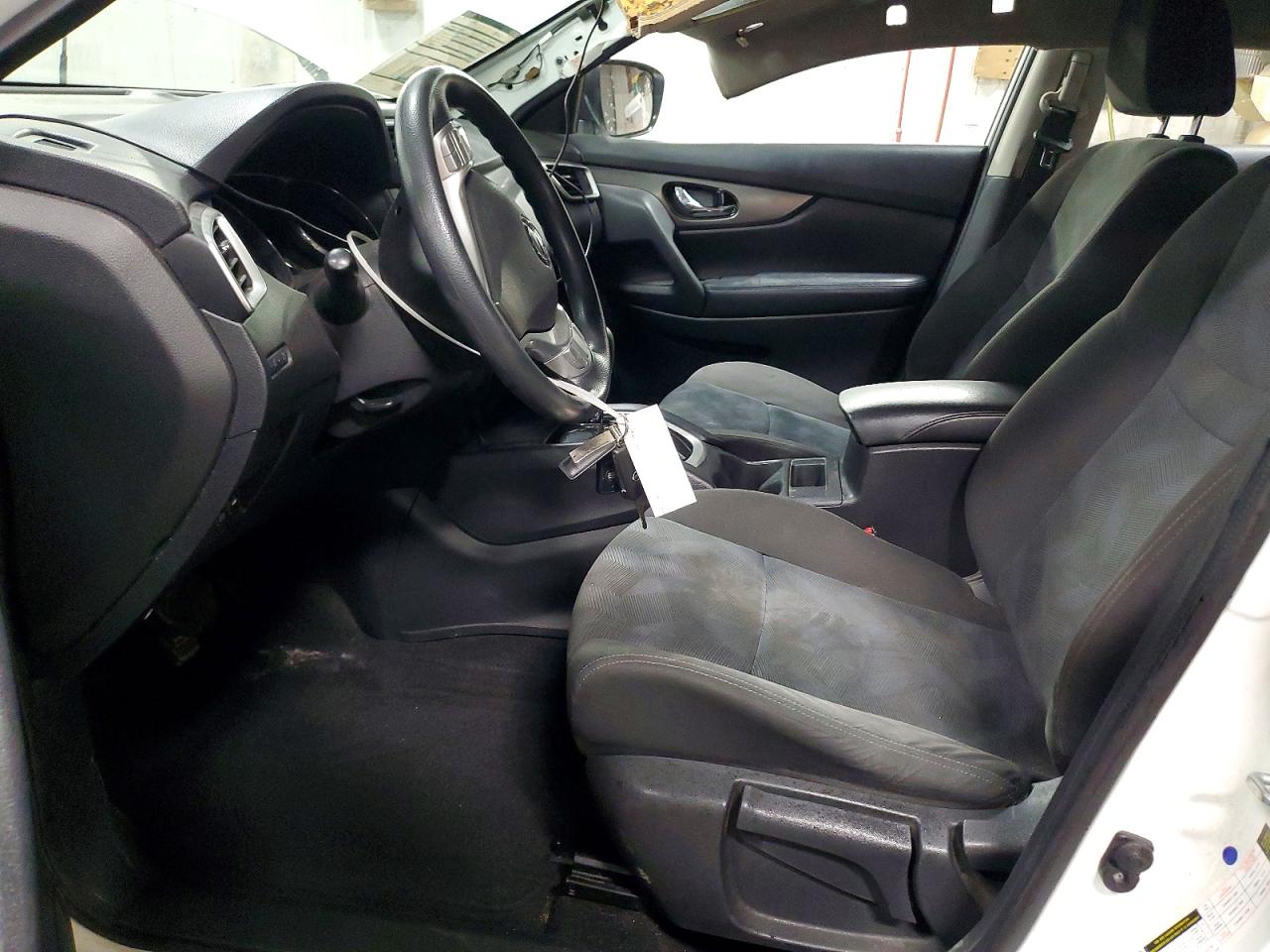 2016 NISSAN ROGUE S photo 19