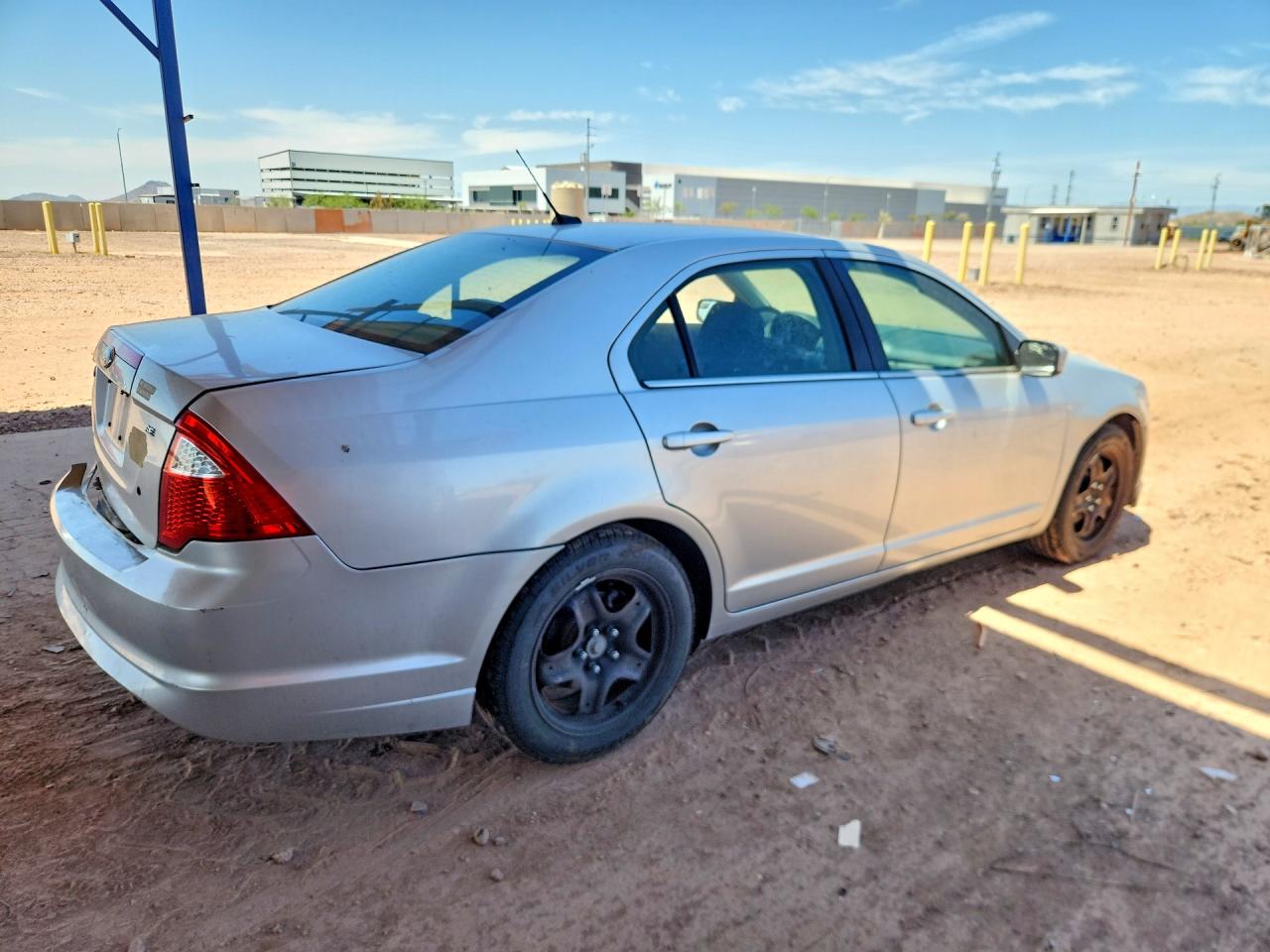 2011 FORD FUSION SE photo 5