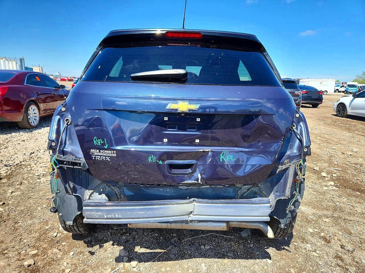 2019 CHEVROLET TRAX LS photo 11