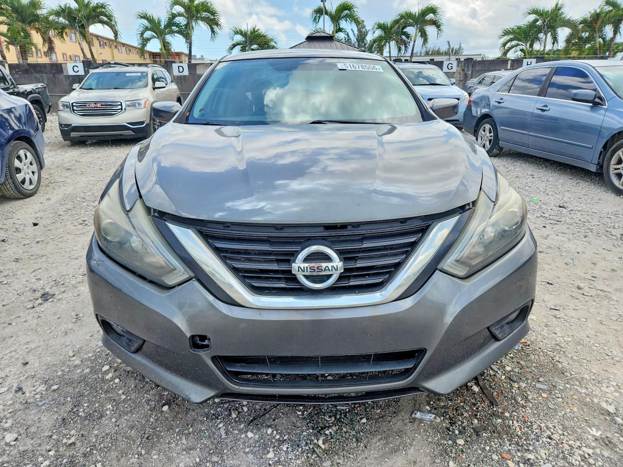 2017 NISSAN ALTIMA 2.5 SR photo 9