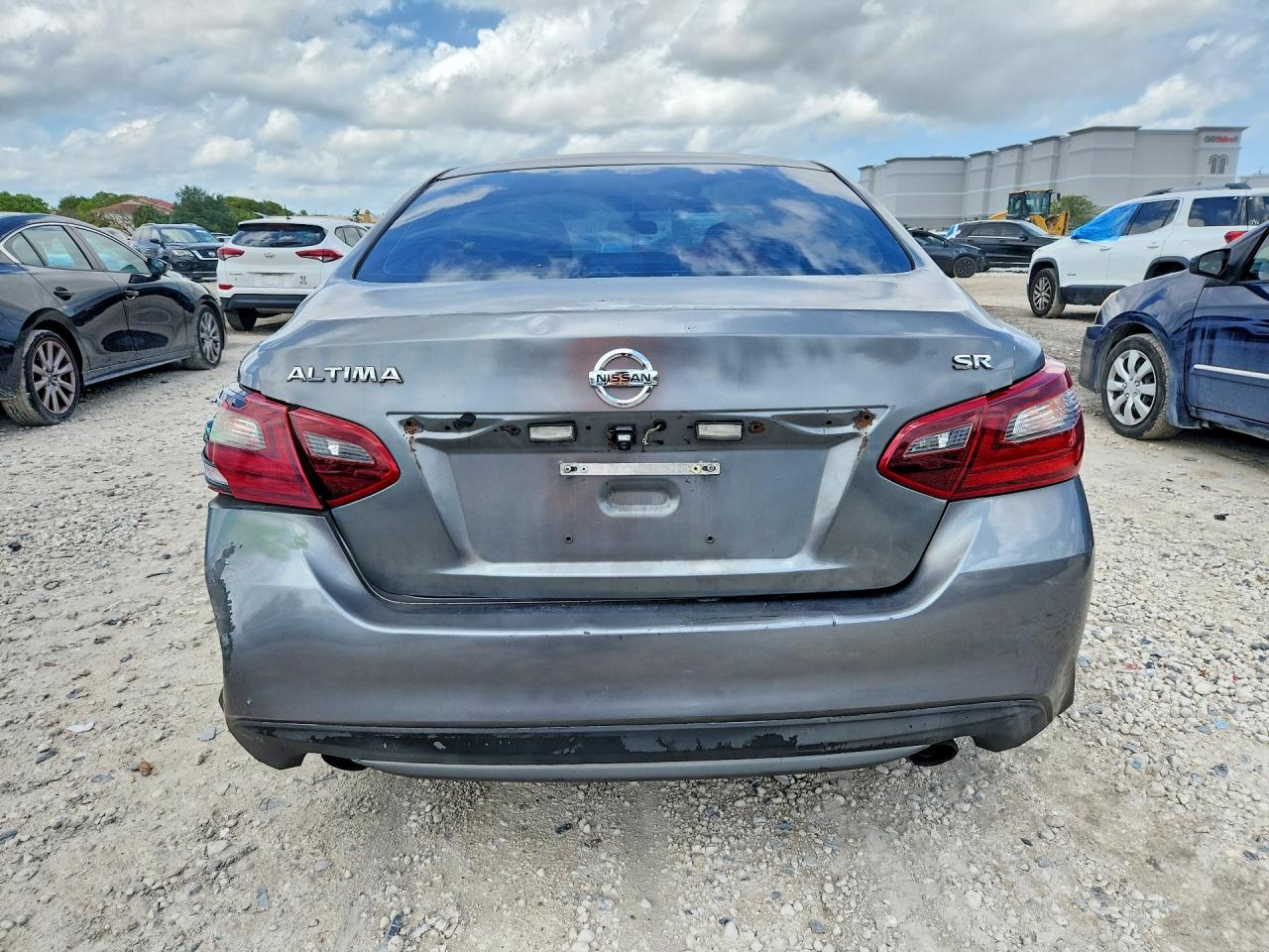 2017 NISSAN ALTIMA 2.5 SR photo 11