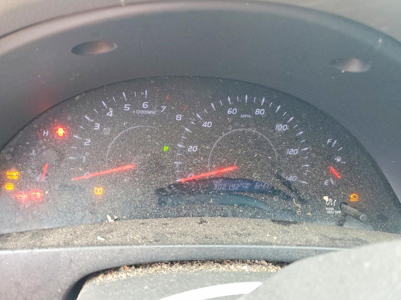 2011 TOYOTA CAMRY LE photo 17
