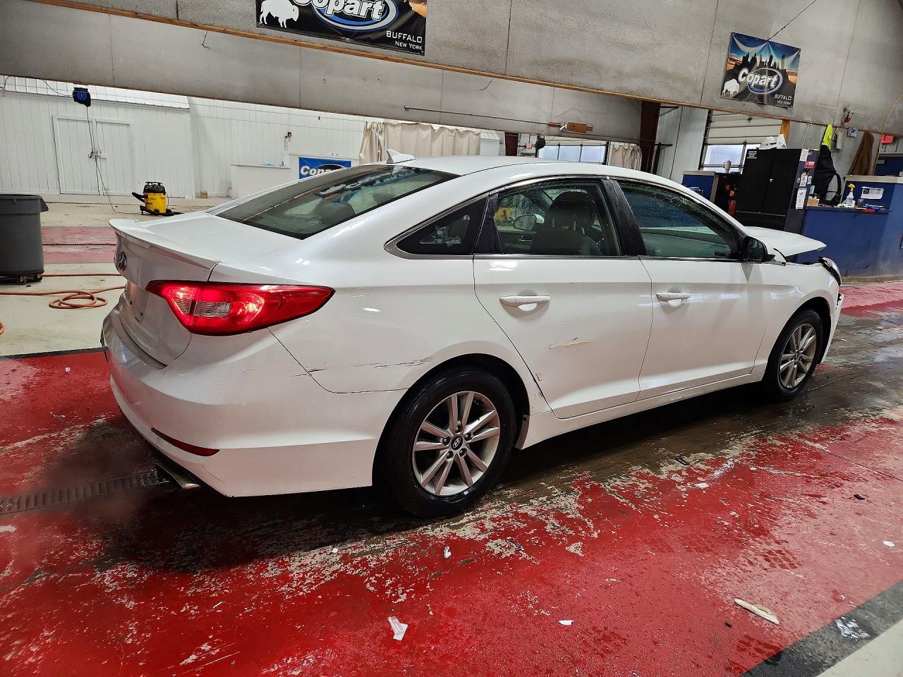 2015 HYUNDAI SONATA SE photo 3