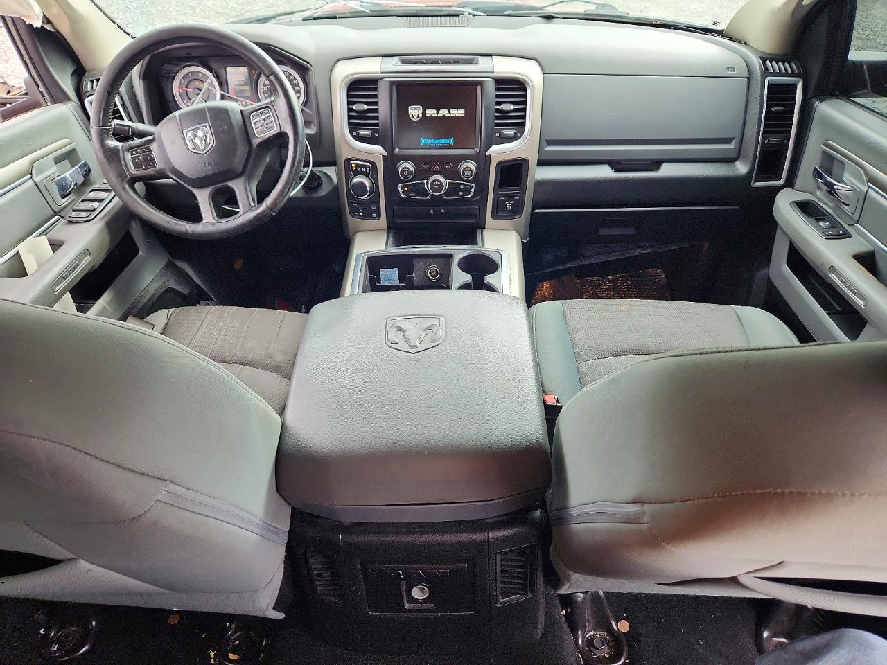 2014 RAM 1500 SLT photo 22