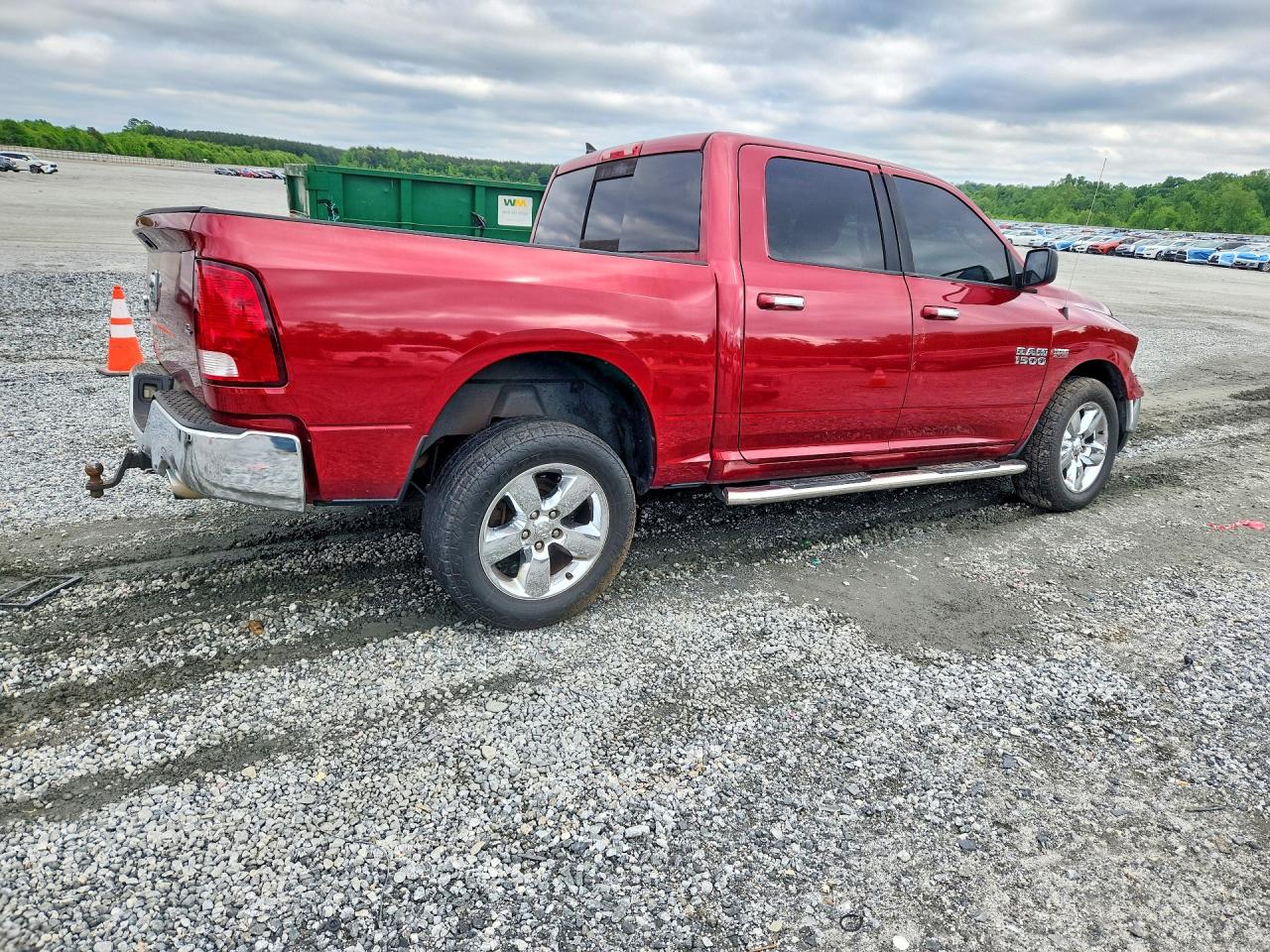 2014 RAM 1500 SLT photo 7