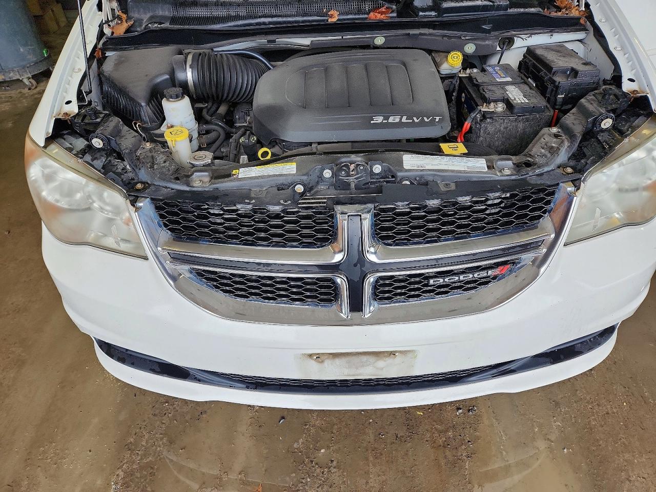 2012 DODGE GRAND CARAVAN SXT photo 23